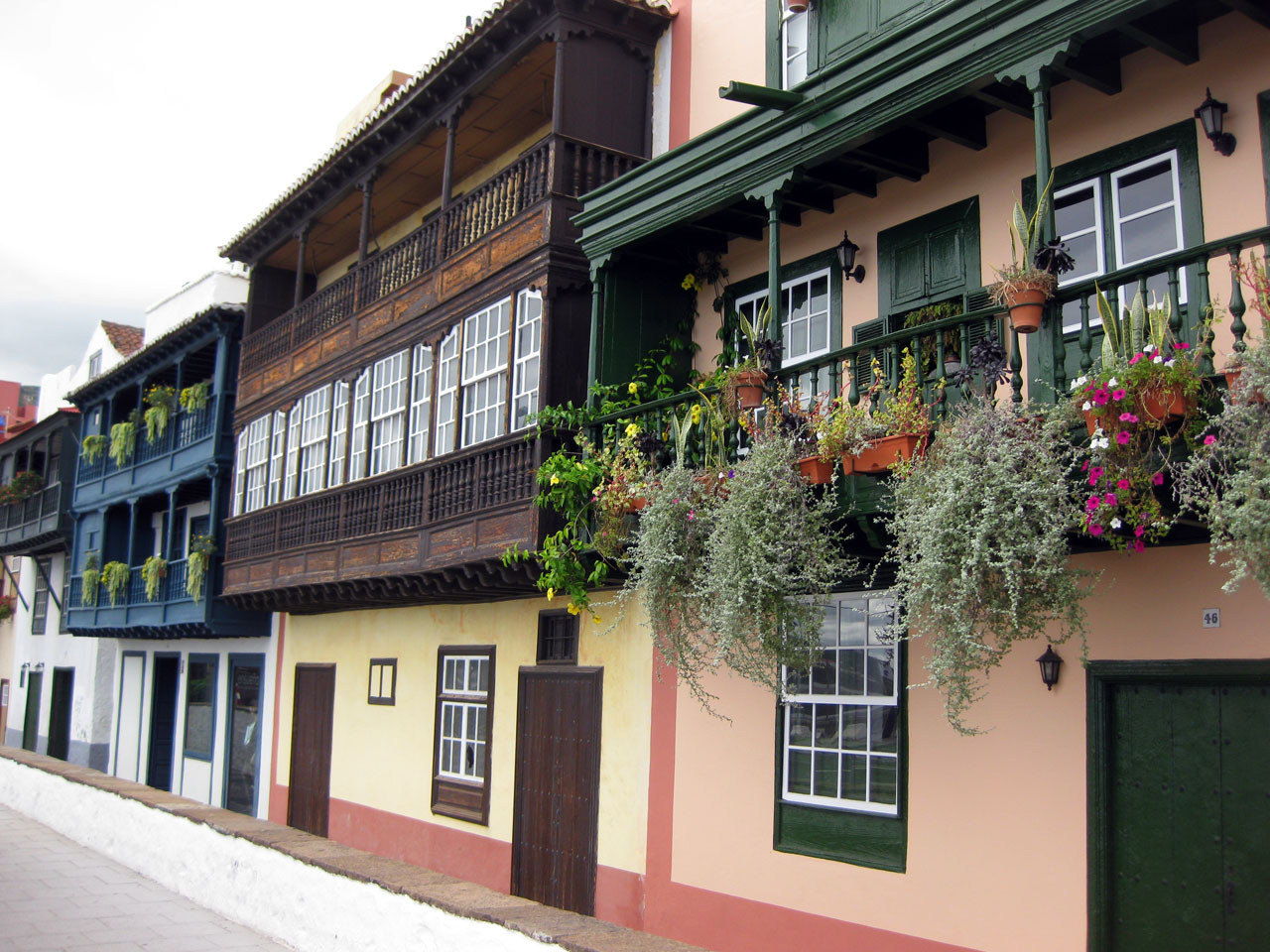 Balconies on Avenida Maritima, Santa Cruz de la Palma